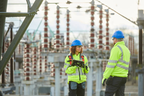 Best Affordable Emergency Electrician  in Strasburg, VA