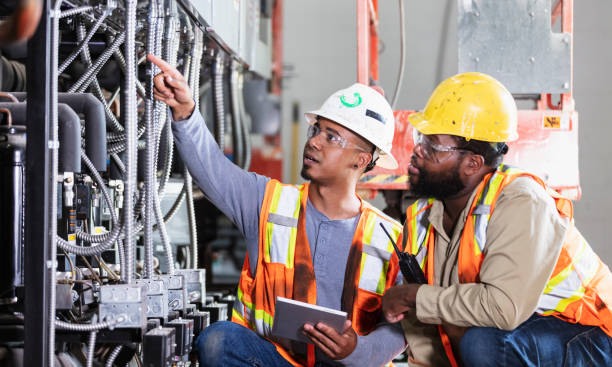 Best Electric Panel Repair  in Strasburg, VA